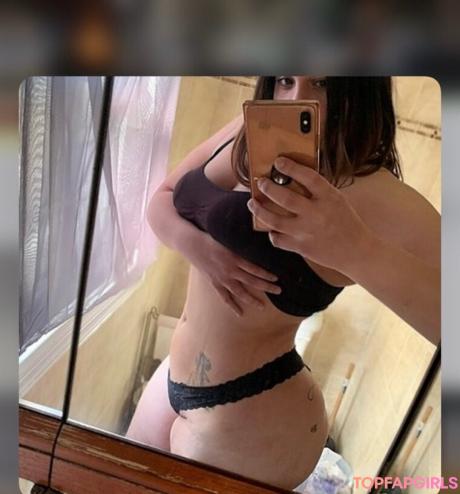 Alexa nude leaked OnlyFans pic