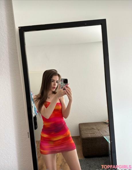 Chloecuttie nude leaked OnlyFans pic