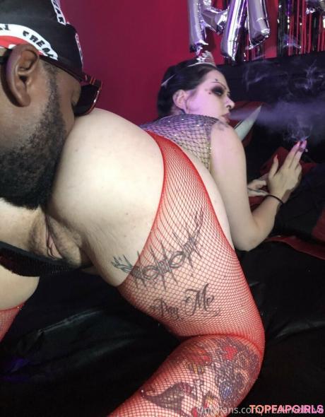 Freakmoblive nude leaked OnlyFans pic