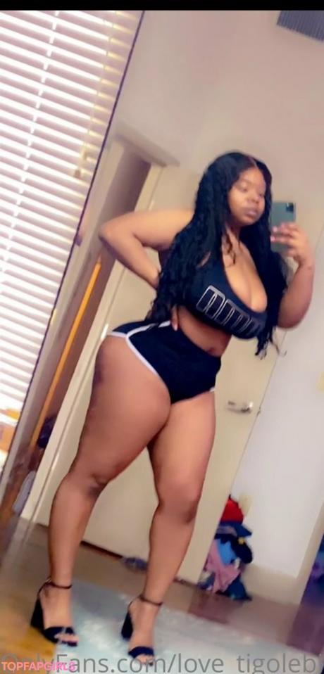 Love nude leaked OnlyFans pic