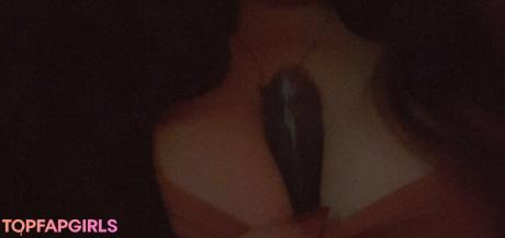 Yourfavbustybrat nude leaked OnlyFans pic