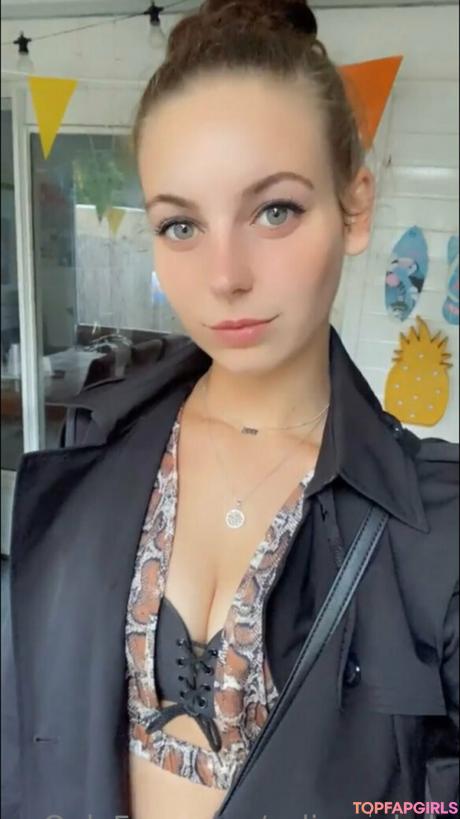 Selinaxxkyle nude leaked OnlyFans pic