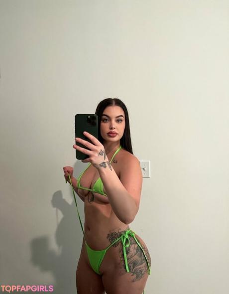 Madisyn nude leaked OnlyFans pic