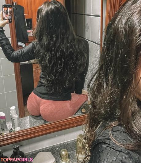 Gabimancinii nude leaked OnlyFans pic