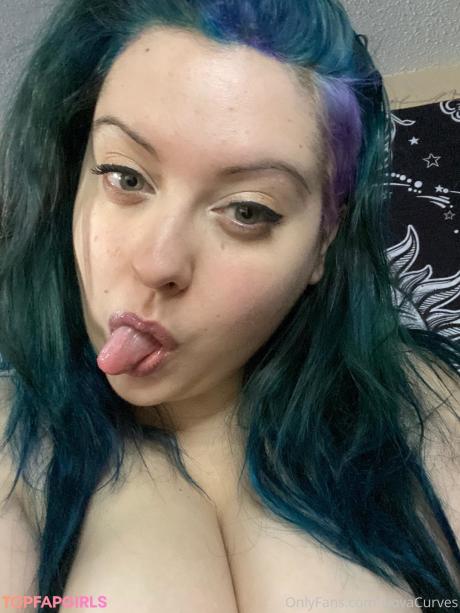 Novacurves nude leaked OnlyFans pic