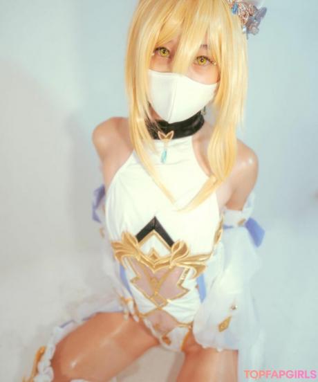 Yawarakai nude leaked OnlyFans pic