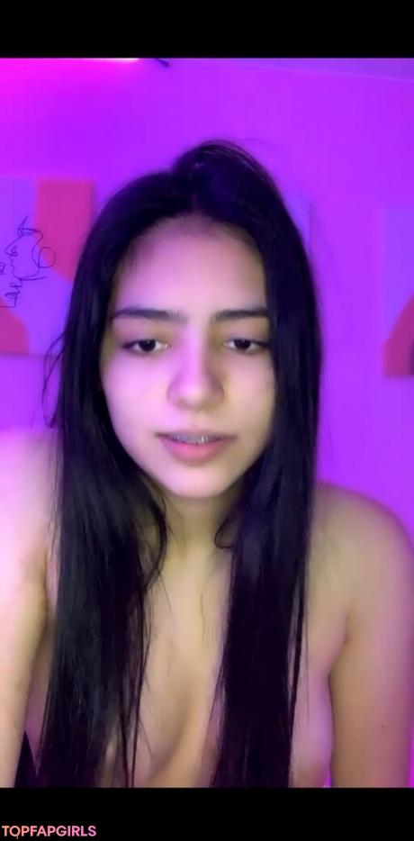 Sweet nude leaked OnlyFans pic