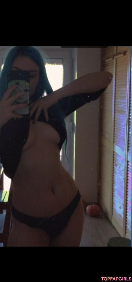 Merax_cosplay nude leaked OnlyFans pic