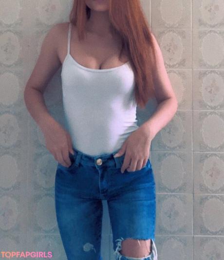 Vitoria nude leaked OnlyFans pic