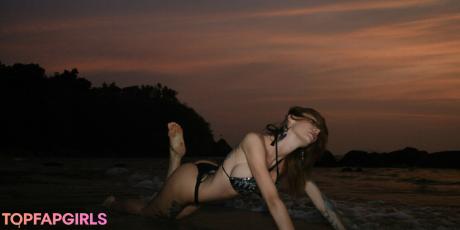 Smoky_Girl_21 nude leaked OnlyFans pic