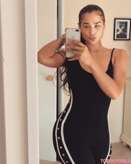 Janae nude leaked OnlyFans pic