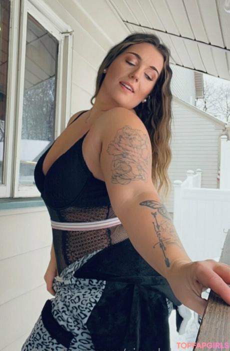 Simplyhannahh nude leaked OnlyFans pic
