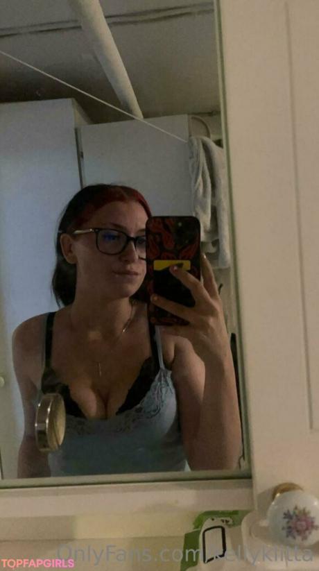 Kellyklitta nude leaked OnlyFans pic
