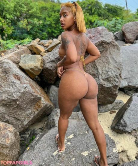 Cathiimedialuna nude leaked OnlyFans pic