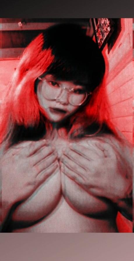 Luna nude leaked OnlyFans pic