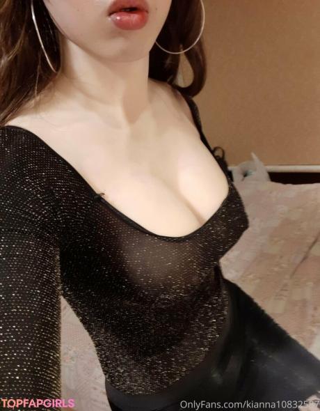 Kianna10832587 nude leaked OnlyFans pic