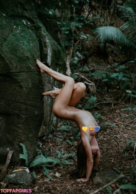Niiicole nude leaked OnlyFans pic