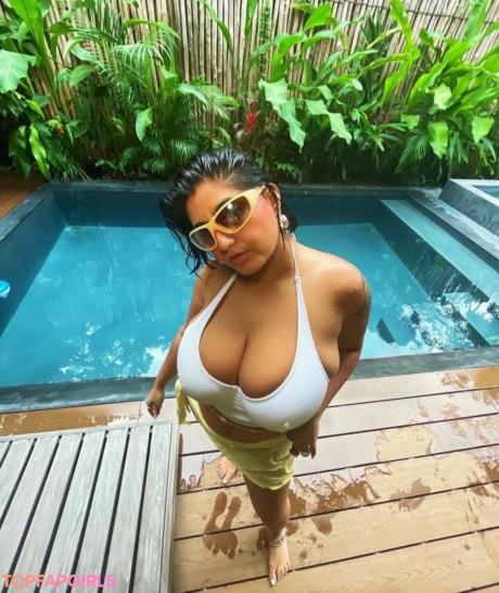 Chippy nude leaked OnlyFans pic