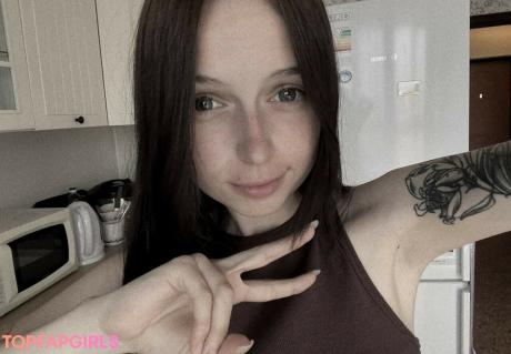 Grystnayaanya nude leaked OnlyFans pic