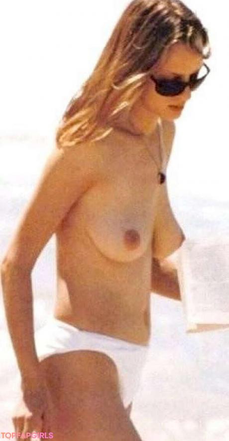 Uma nude leaked OnlyFans pic