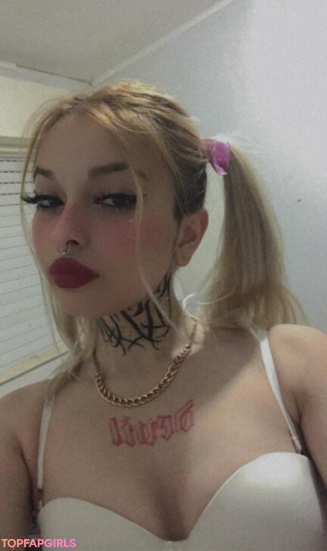 Alaskanebraska13 nude leaked OnlyFans pic
