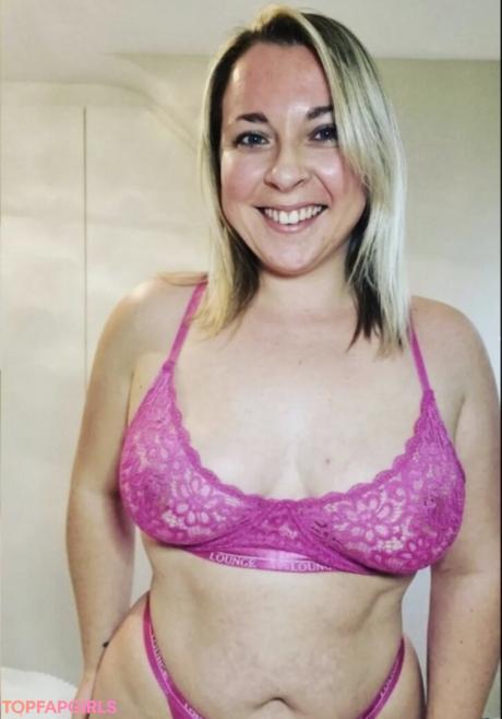 Unknown nude leaked OnlyFans pic