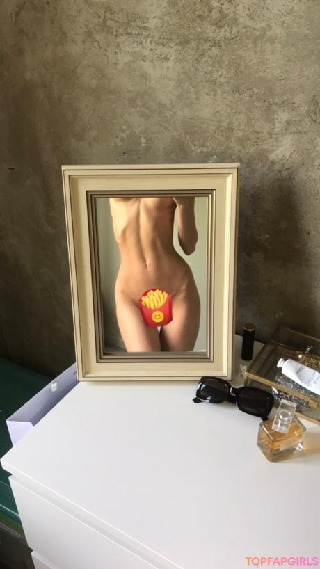 Radmila nude leaked OnlyFans pic
