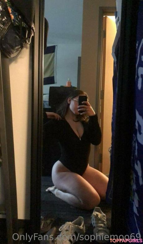 Sophiemoo69 nude leaked OnlyFans pic