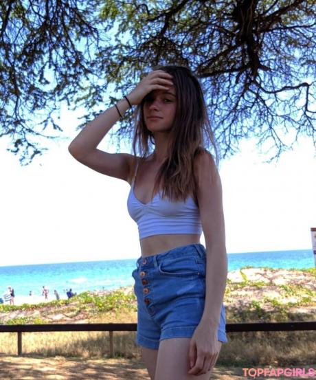 A_Bit_Rebecca nude leaked OnlyFans pic