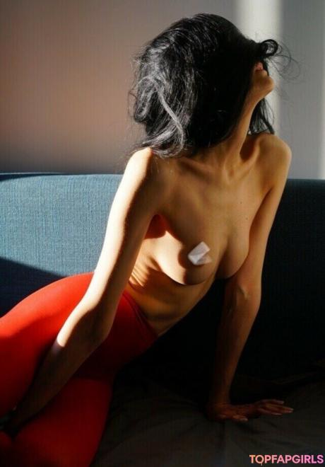 Zukhra nude leaked OnlyFans pic