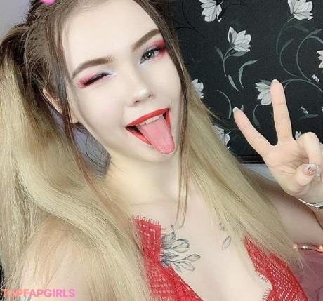 Dollthifa nude leaked OnlyFans pic