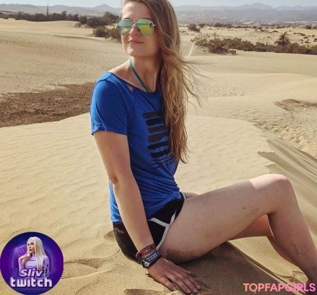 Sintica nude leaked OnlyFans pic