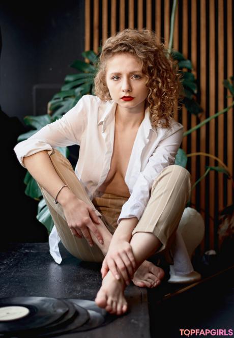 Alina nude leaked OnlyFans pic