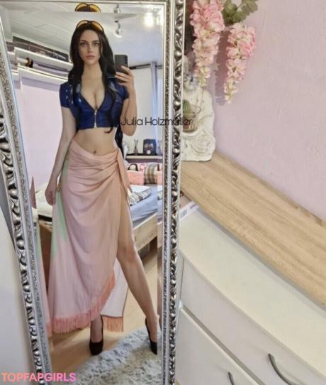Julia nude leaked OnlyFans pic