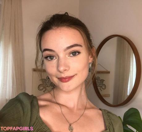 Delicate nude leaked OnlyFans pic