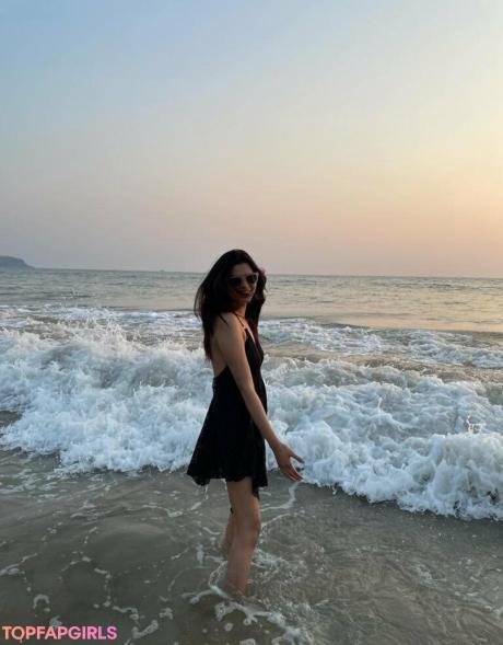 Shraddhaforyou nude leaked OnlyFans pic