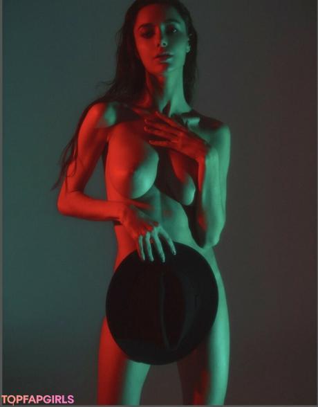 Nika nude leaked OnlyFans pic