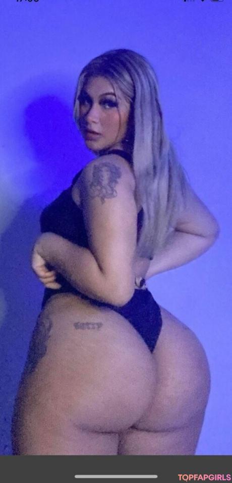 NaomiVerde nude leaked OnlyFans pic