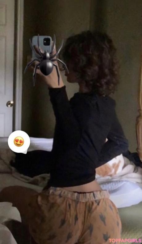 Sachadollz nude leaked OnlyFans pic