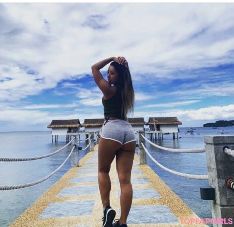 KeikoCalvins nude leaked OnlyFans pic
