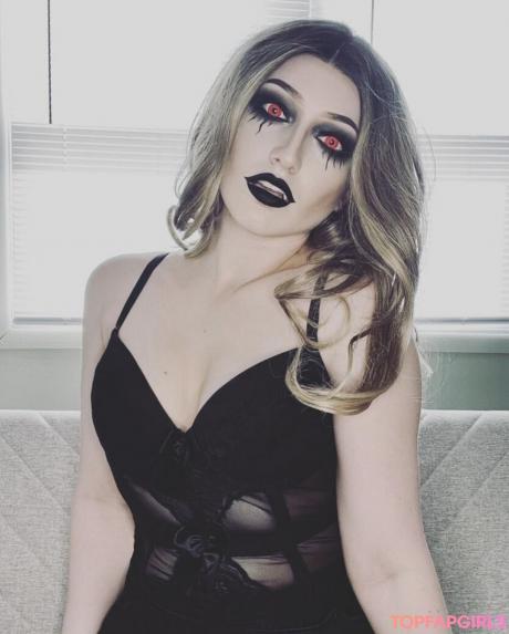 MaisieLynnie nude leaked OnlyFans pic