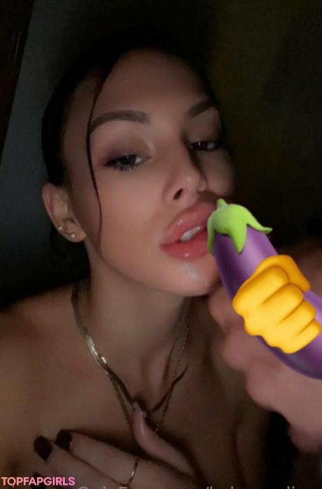 Kekemedina nude leaked OnlyFans pic