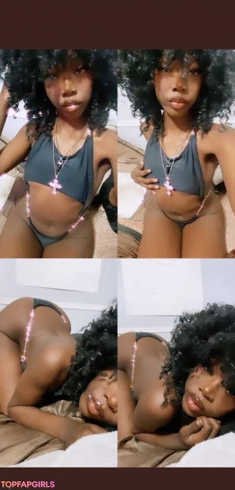 Freakazoidinatl nude leaked OnlyFans pic