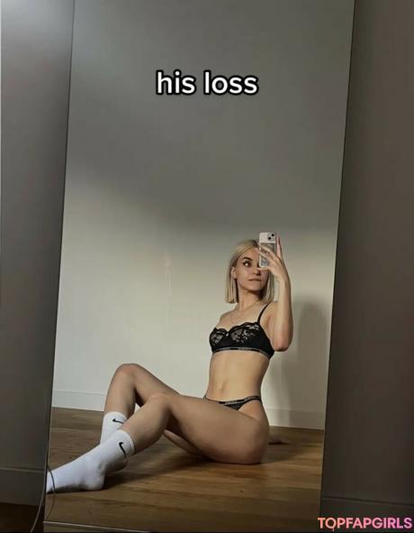 Lina nude leaked OnlyFans pic