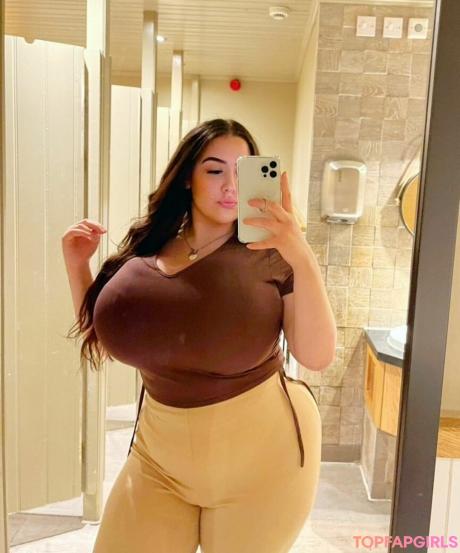 Pettiana nude leaked OnlyFans pic