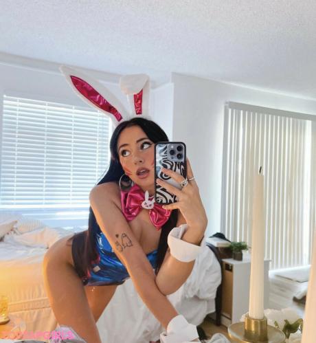 Devinevola nude leaked OnlyFans pic