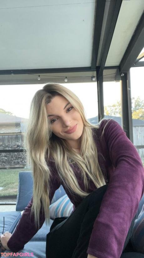 Skylarrosay nude leaked OnlyFans pic