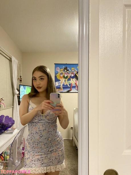 Prettiestpics nude leaked OnlyFans pic