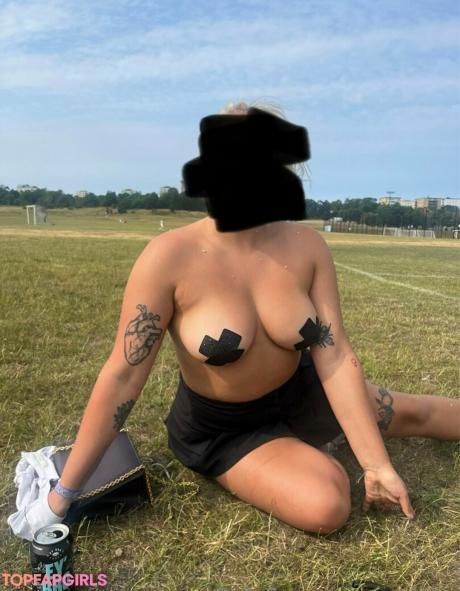 Swetits nude leaked OnlyFans pic