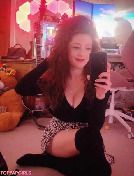 EmmaGraceGuitar nude leaked OnlyFans pic
